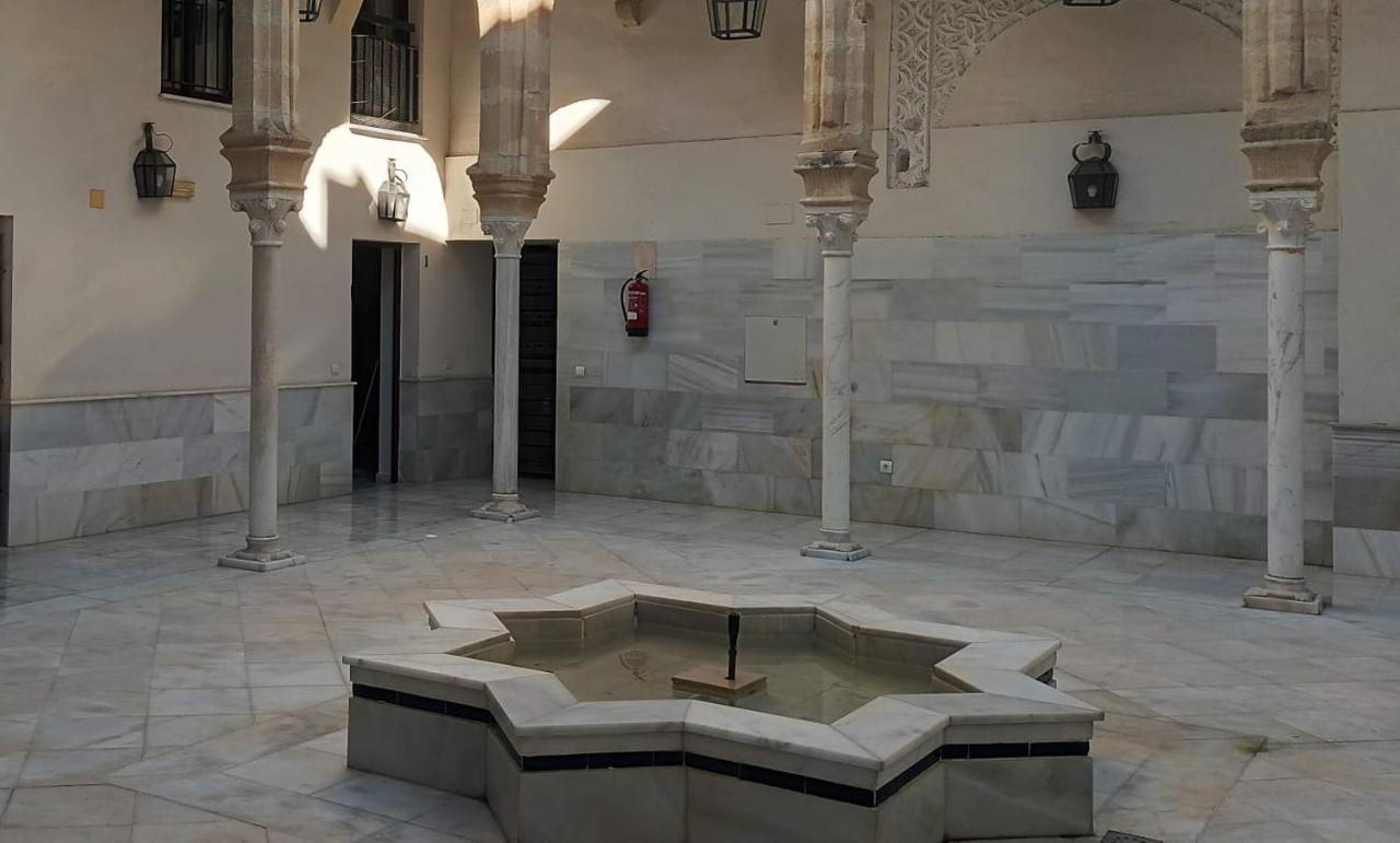 Casa Palacio Arcos Del Carmen Jerez de la Frontera Bagian luar foto